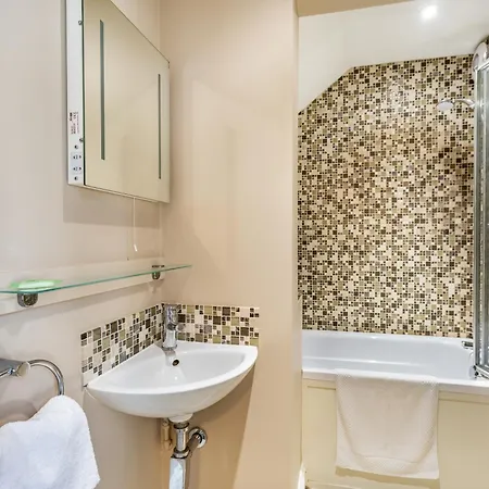 The Scotch Arms Mews - Uk30910 *